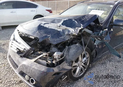 2011 Mercedes-Benz E 350 4Matic from USA, damaged, VIN WDDHH8HB9BA285977